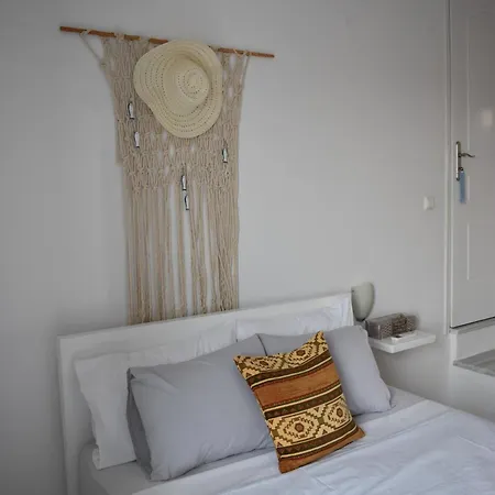 Marieta's Cycladic * Agios Sostis (Tinos)