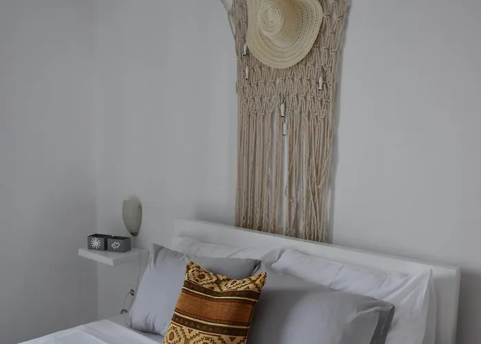 Marieta's Cycladic Agios Sostis (Tinos)